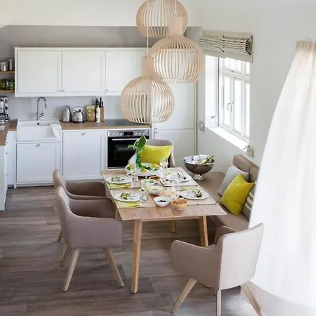 Holiday home Reetdorf Geltinger Birk Malerhaus Leuchtturm Nieby (Nieby, Schleswig-Flensburg)